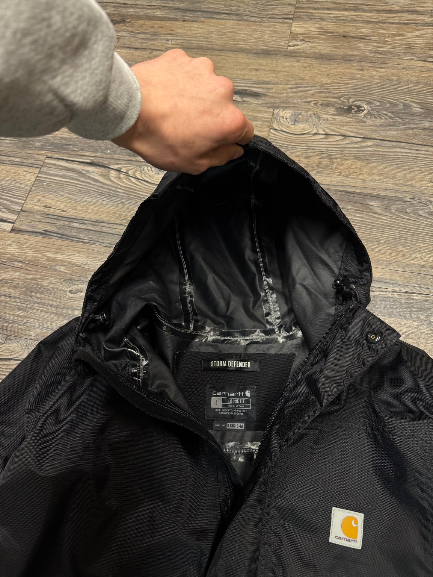 CARHARTT LIGHTWEIGHT STORM DEFENDER JACKET (L)