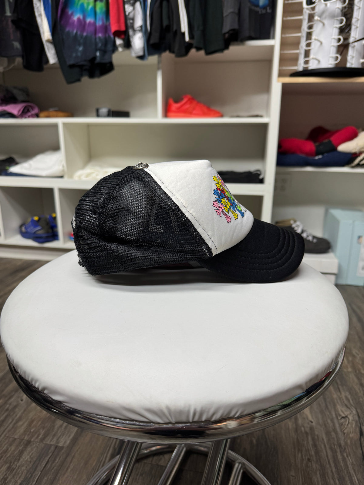 CHROME HEARTS RAINBOW MULTI CROSS TRUCKER HAT (OS)