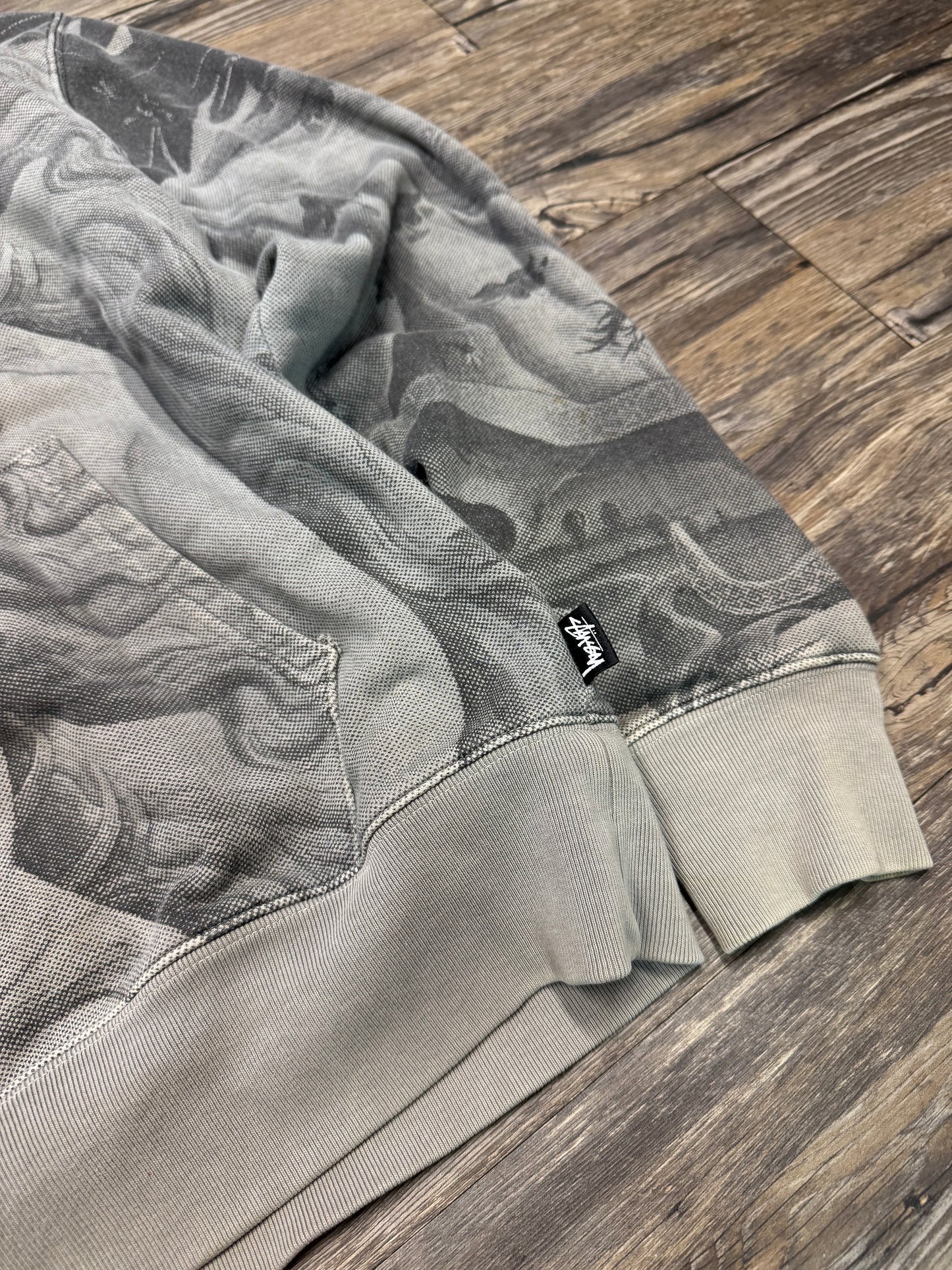 BIRTH OF VENUS STUSSY HOODIE (L)