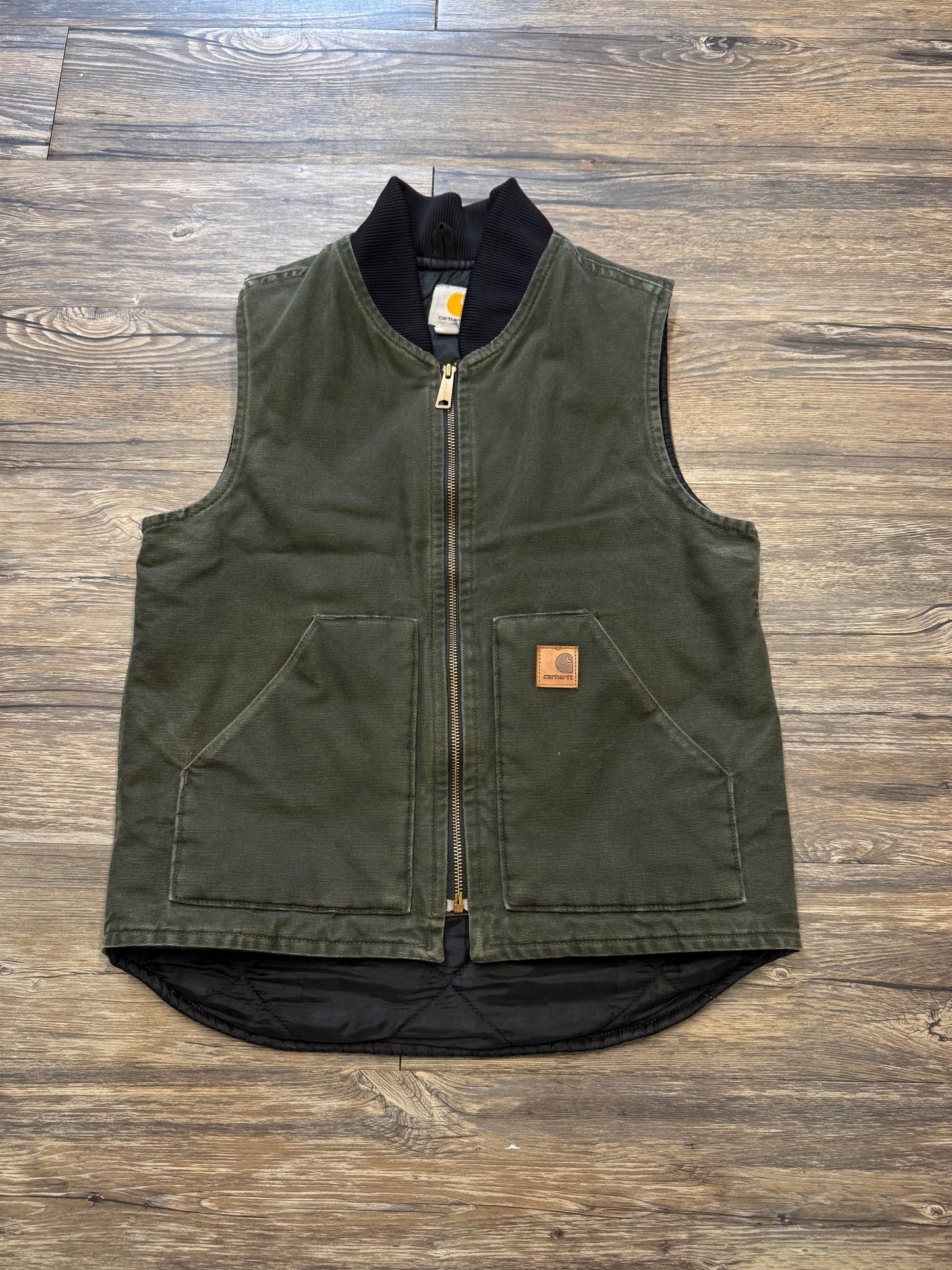 OLIVE GREEN CARHARTT VEST (S)