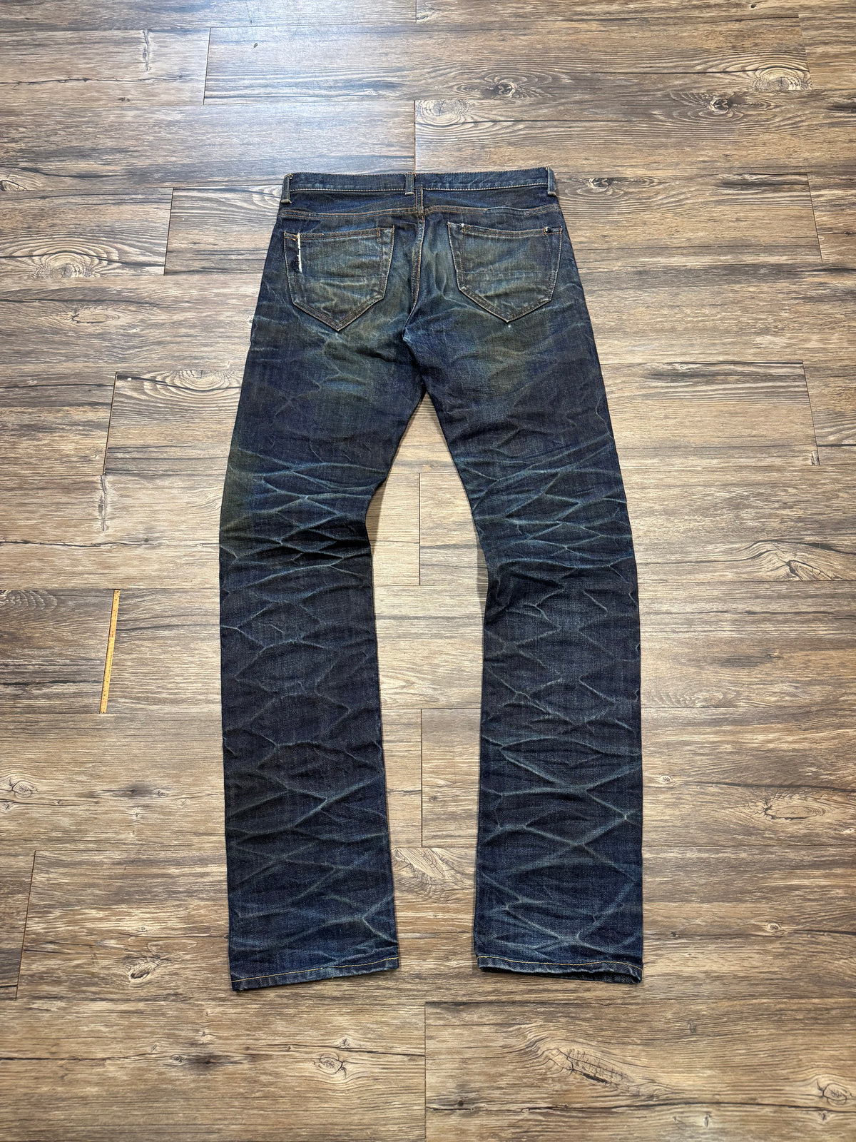 BUFFALO BOB SLIM FIT DARK WASHED DISTRESSED SELVEDGE JEANS (29)