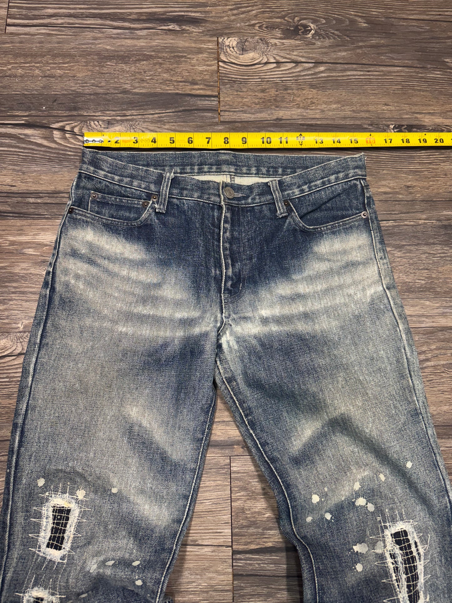 VINTAGE DISTRESSED & REPAIRED FADED DENIM (31)