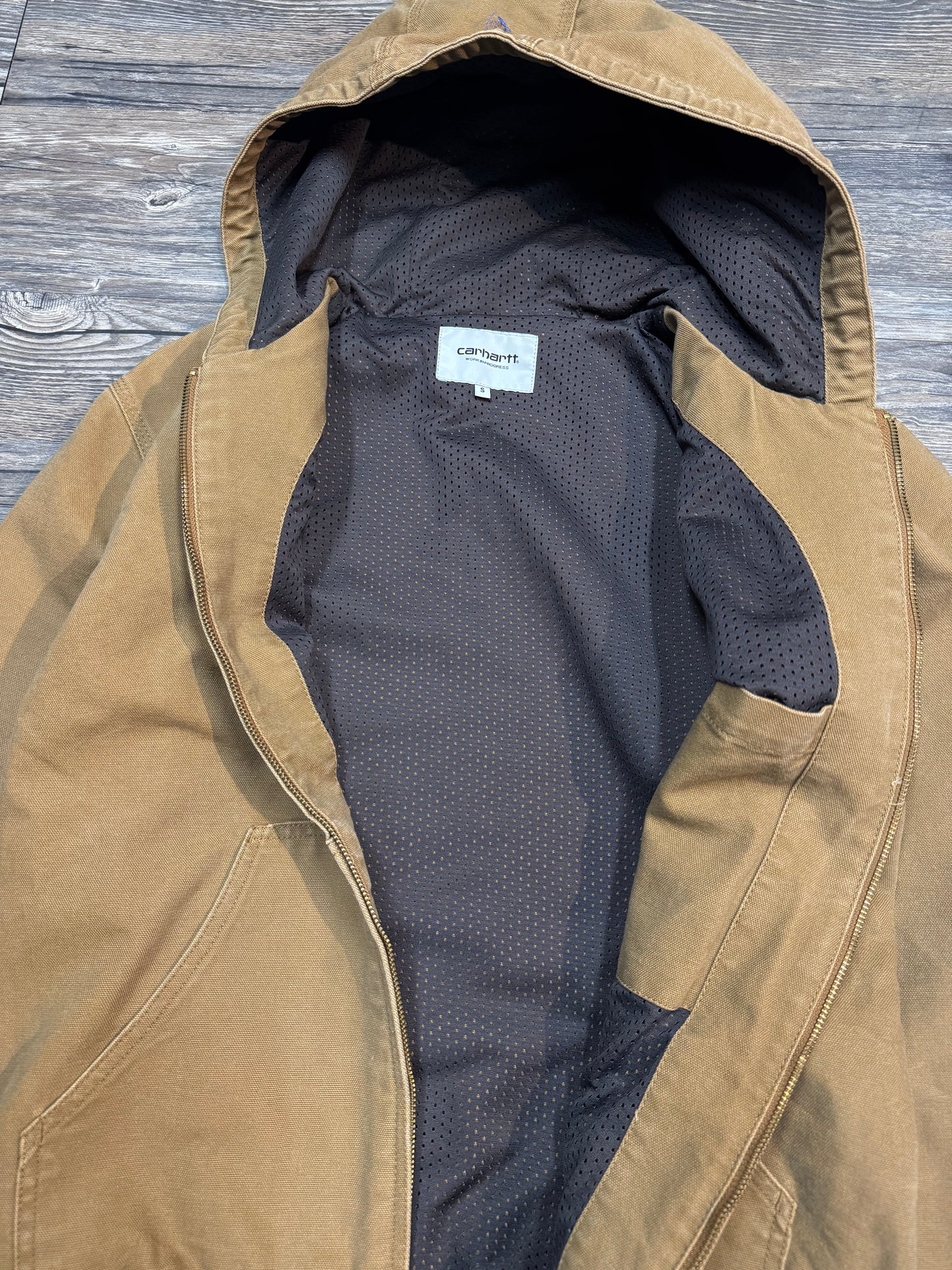 CARHARTT WIP HOODED JACKET (S)
