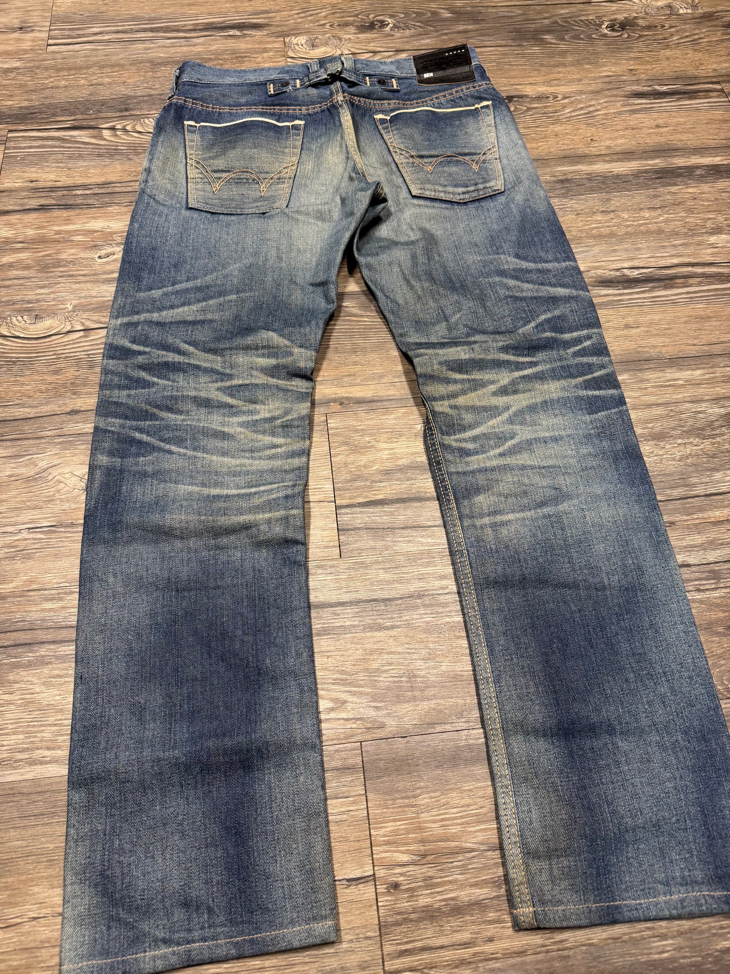 EDWINS SELVEDGE LIGHTWASH FADED JEANS (28)