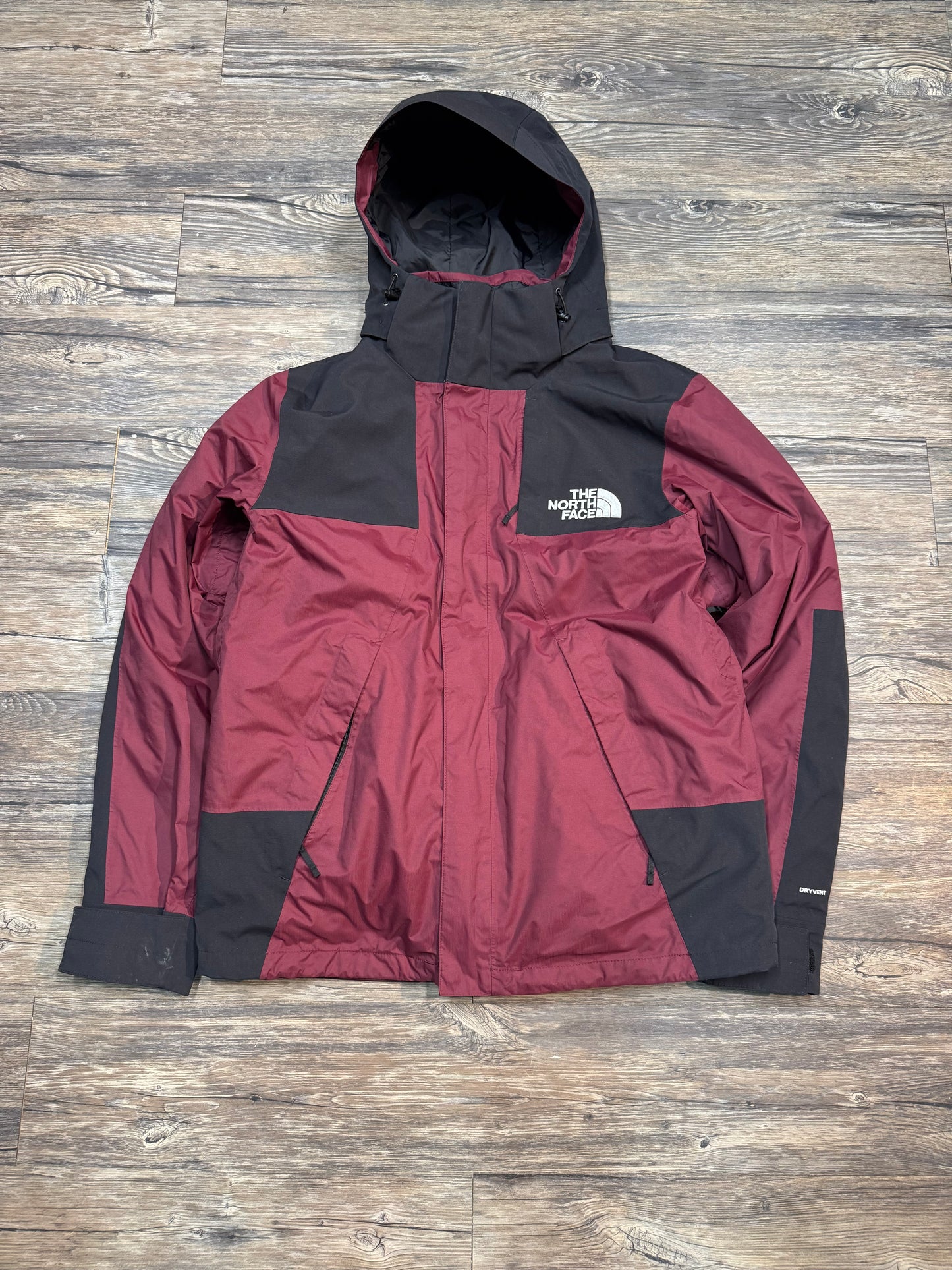 THE NORTH FACE RED PANEL RAIN JACKET (L)