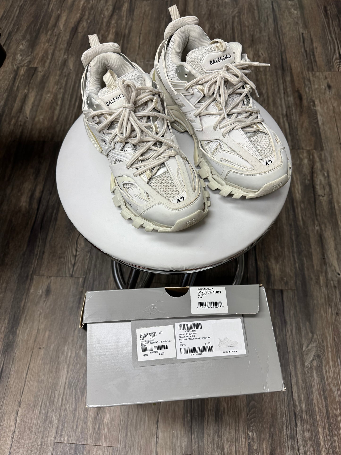 BALENCIAGA WHITE TRACK RUNNER SNEAKER (42)