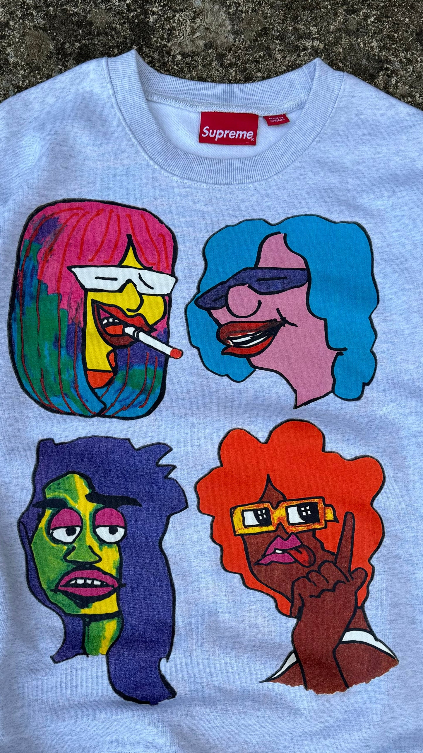 SUPREME GONZ FACES CREWNECK (M)