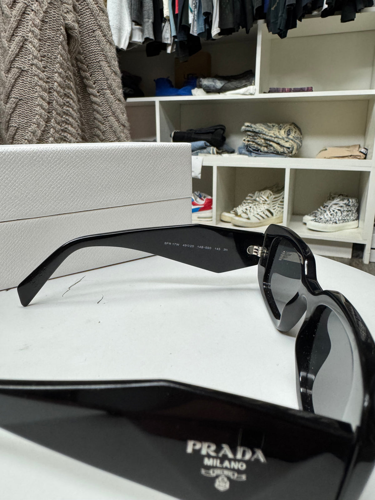 PRADA SYMBOL RECTANGULAR SUNGLASSES (OS)