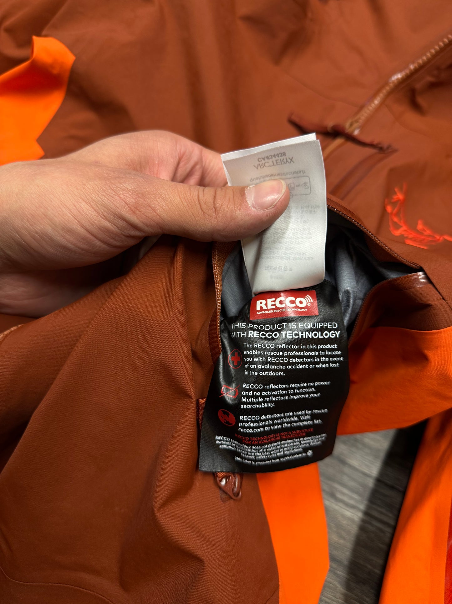 ARC'TERYX SABRE SV FREERIDE JACKET (M)