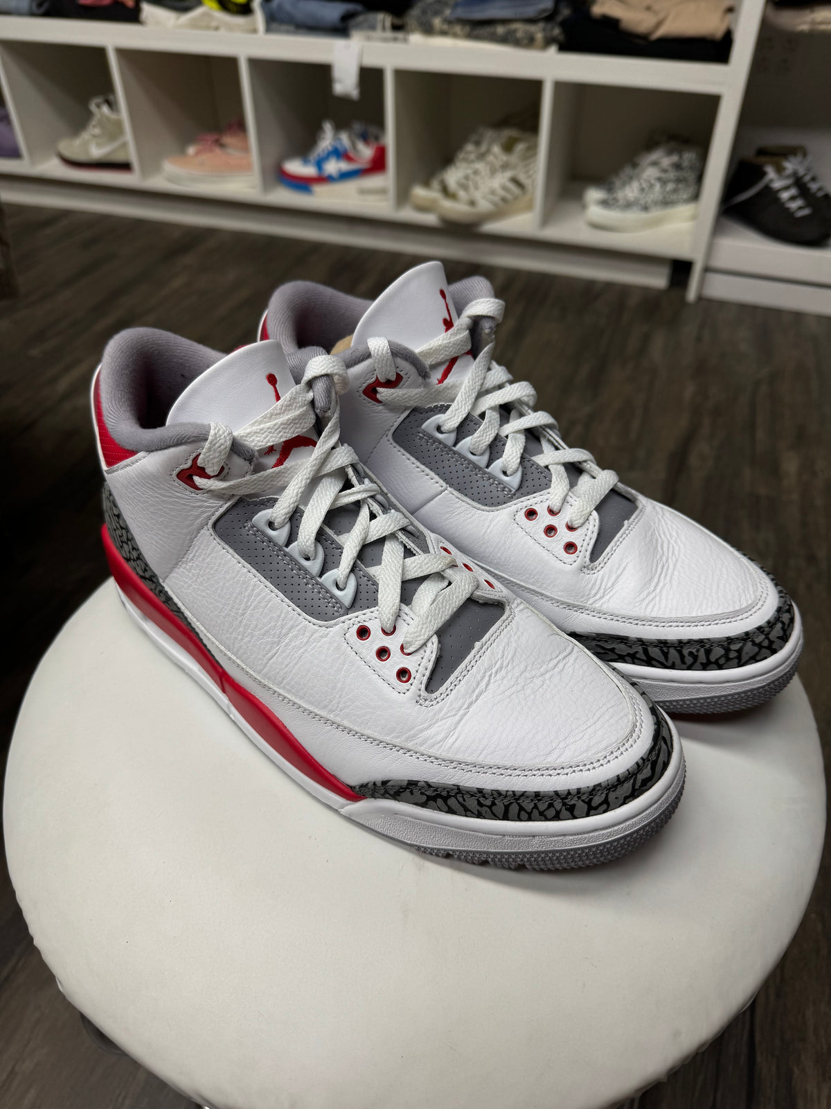 NIKE AIR JORDAN 3 RETRO ‘FIRE RED’ (10.5)