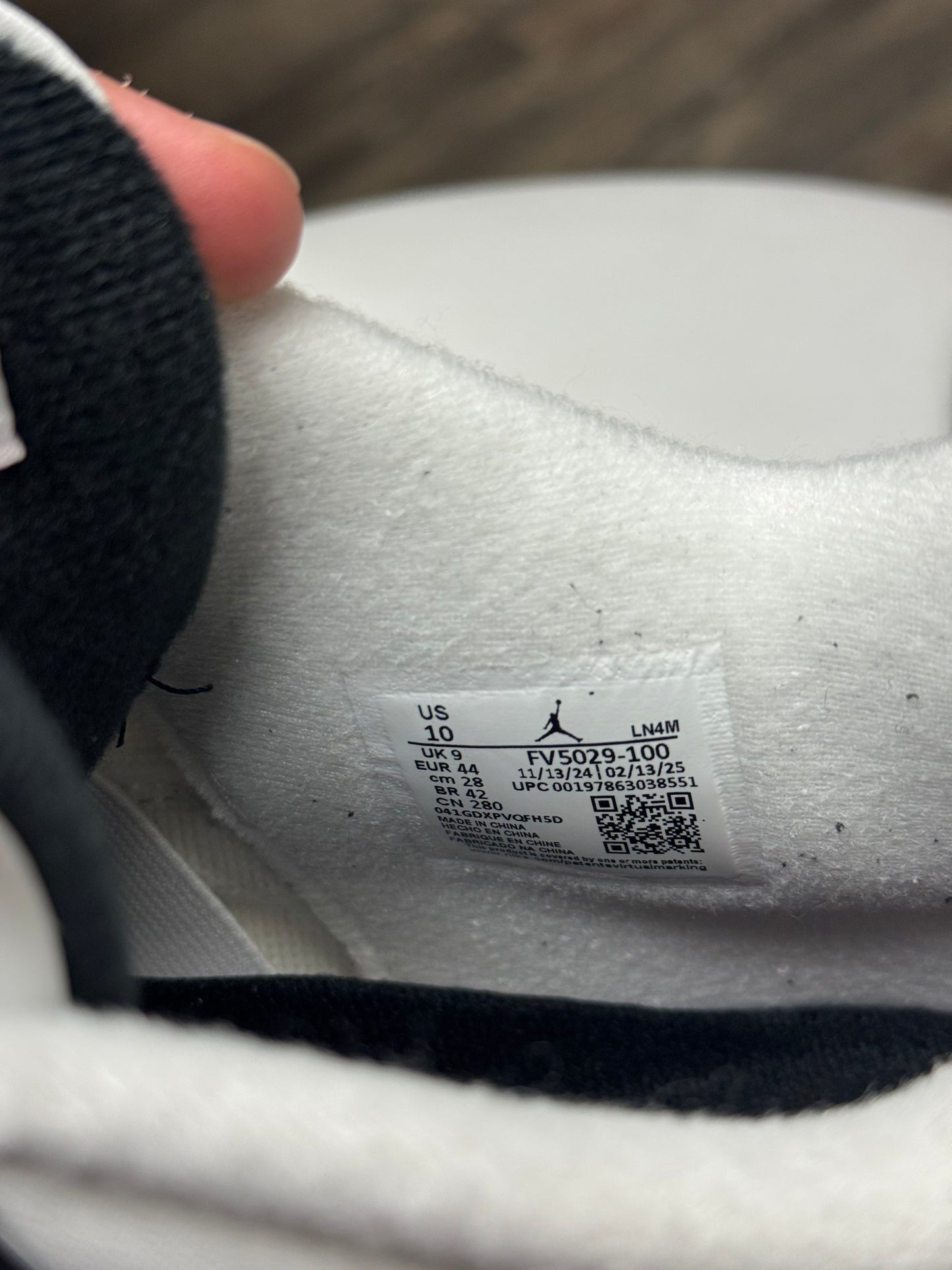 JORDAN 4 RETRO WHITE CEMENT (10)