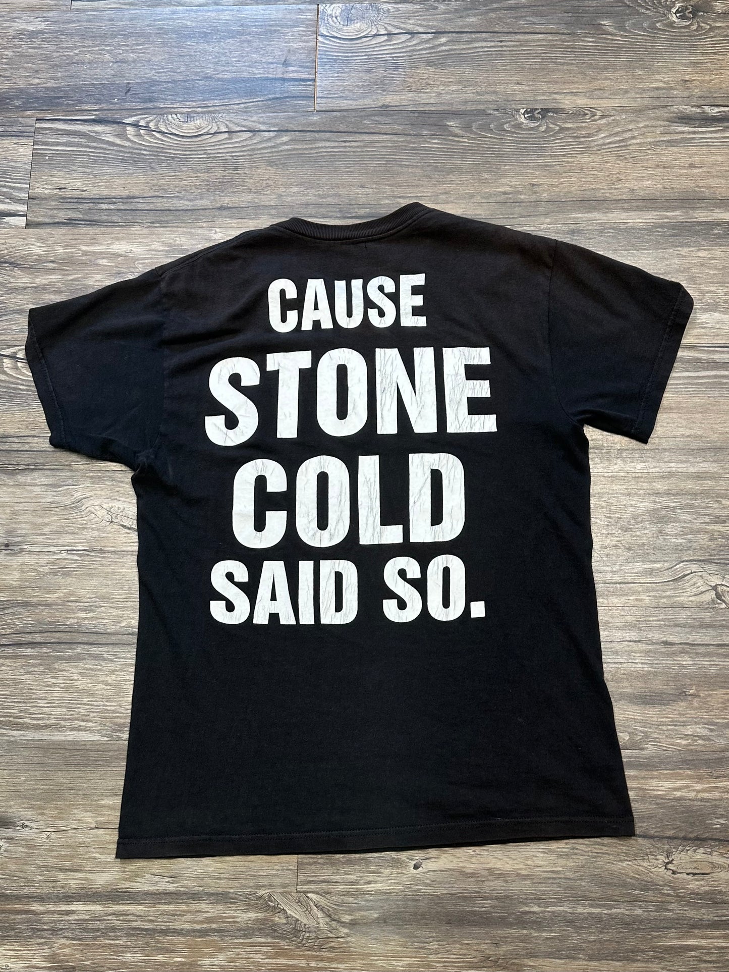 WWE STONE COLD GRAPHIC T-SHIRT (MEDIUM)