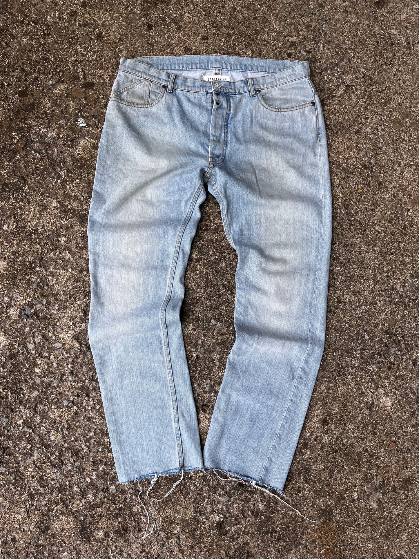 MAISON MARGIELA RAW HEM JEANS (34)