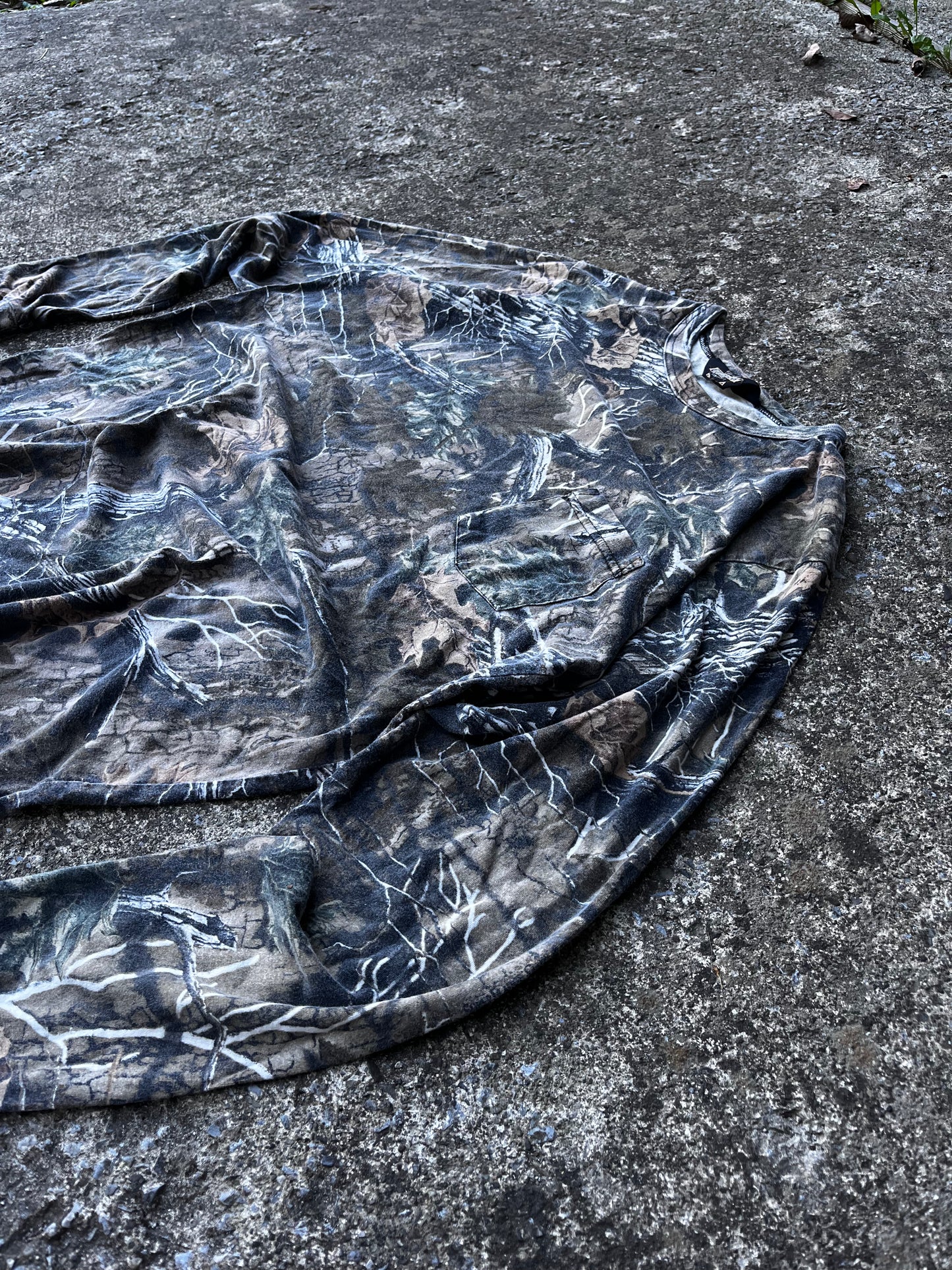 VINTAGE CAMO LONGSLEEVE TEE (L)