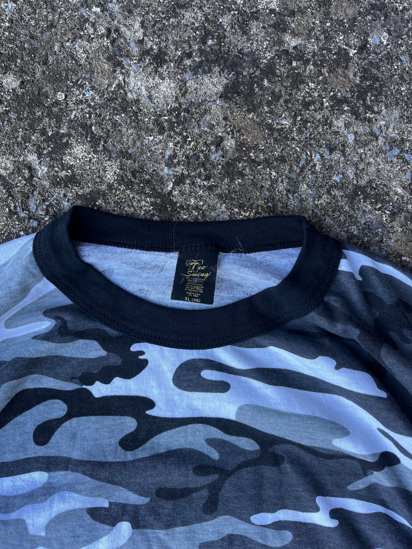 VINTAGE NIGHT CAMO RINGER TEE (XL)