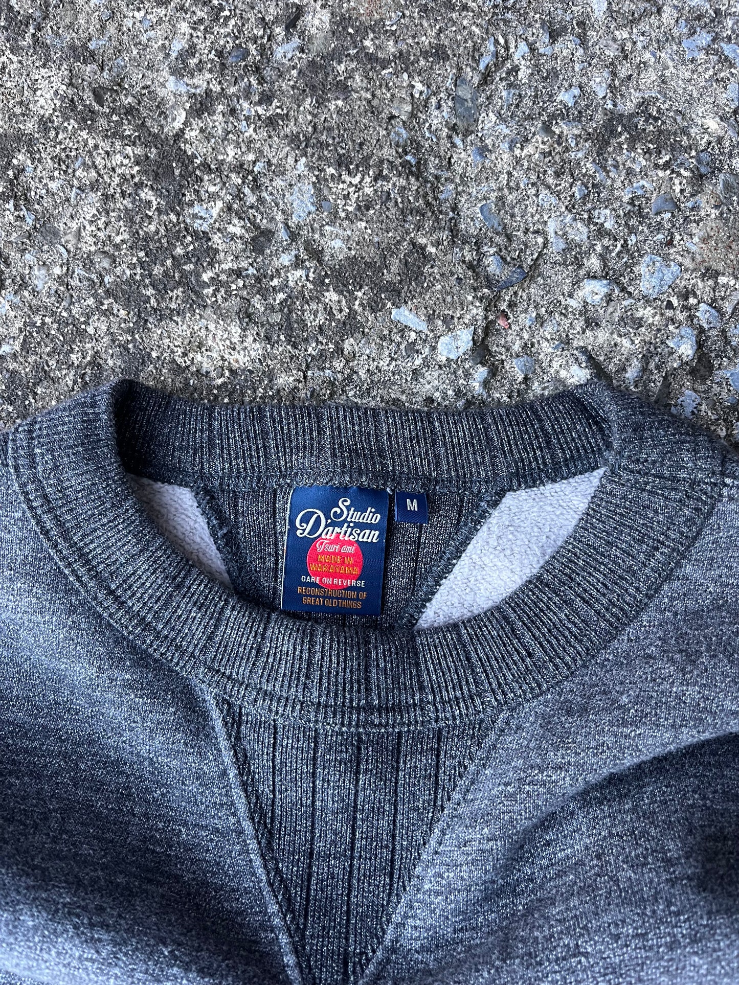 STUDIO D'ARTISAN DOUBLE V CREWNECK (M)