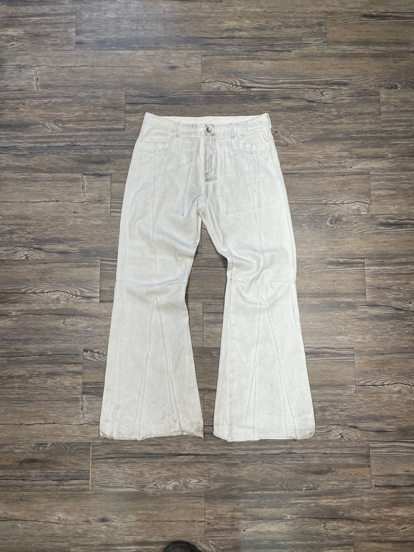 NICHOLAS LEE WHITE FLARED DENIM (34)
