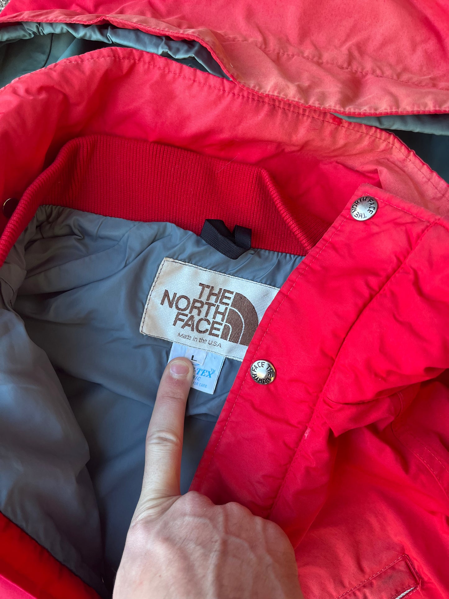 1970S VINTAGE NORTH FACE RAIN JACKET (L)