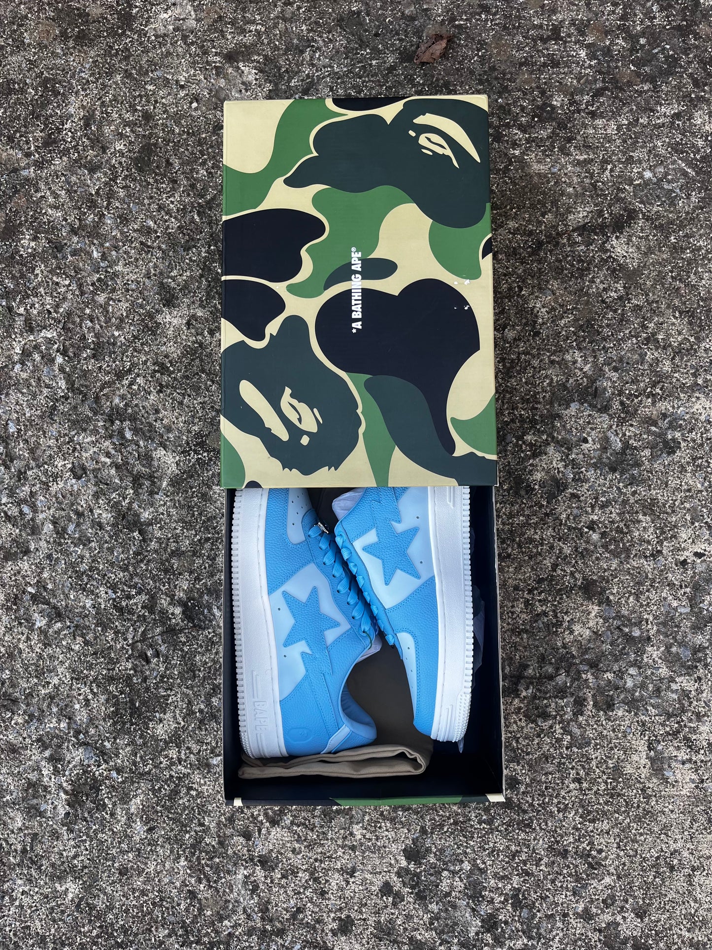 A BATHING APE BAPESTA FORCES (10.5)