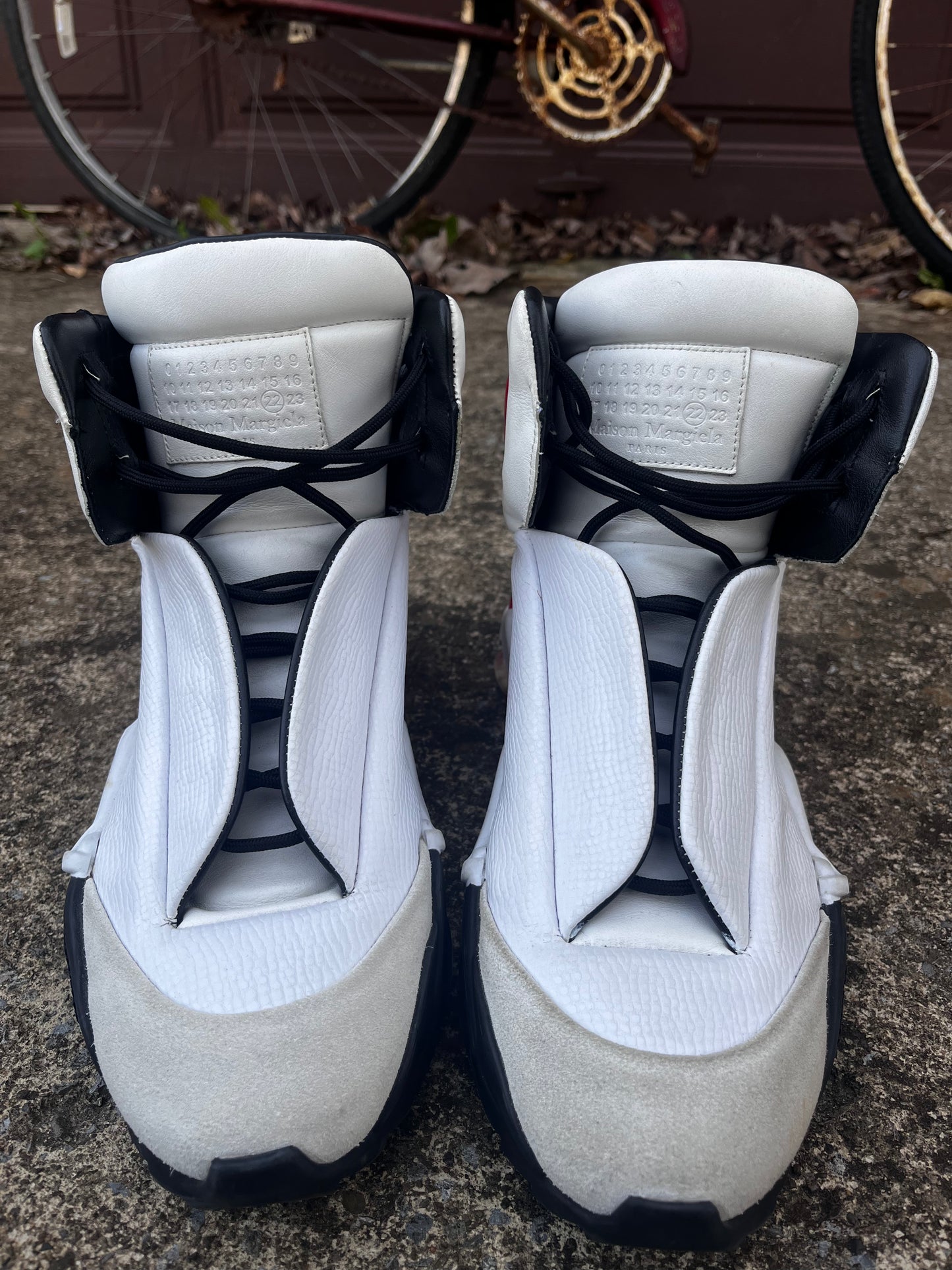 MAISON MARGIELA FUTURE RED & WHITE (11)