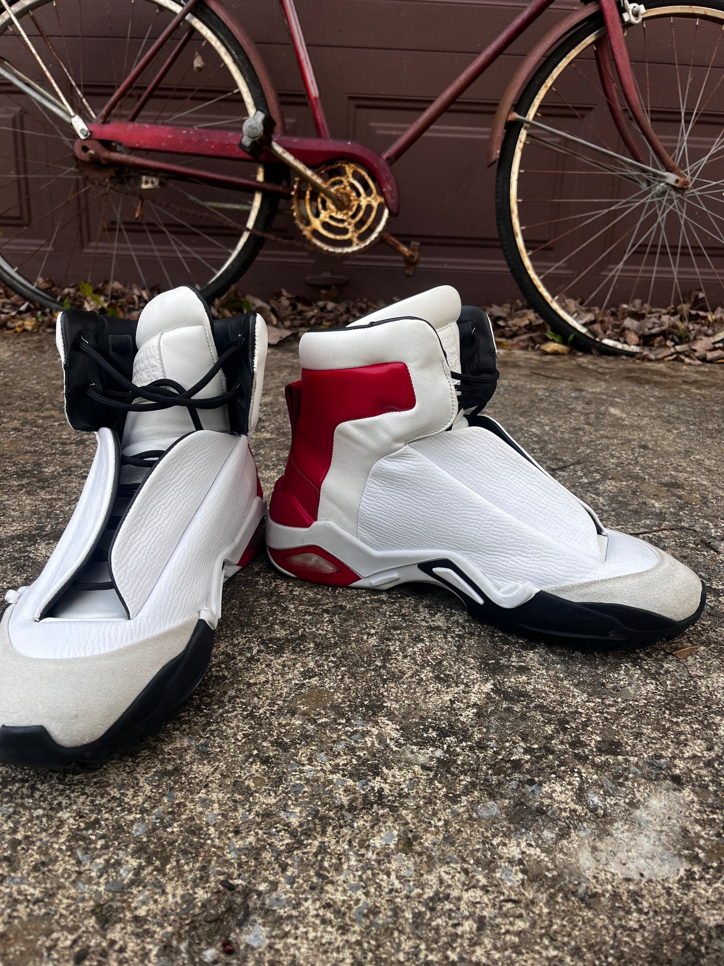 MAISON MARGIELA FUTURE RED & WHITE (11)