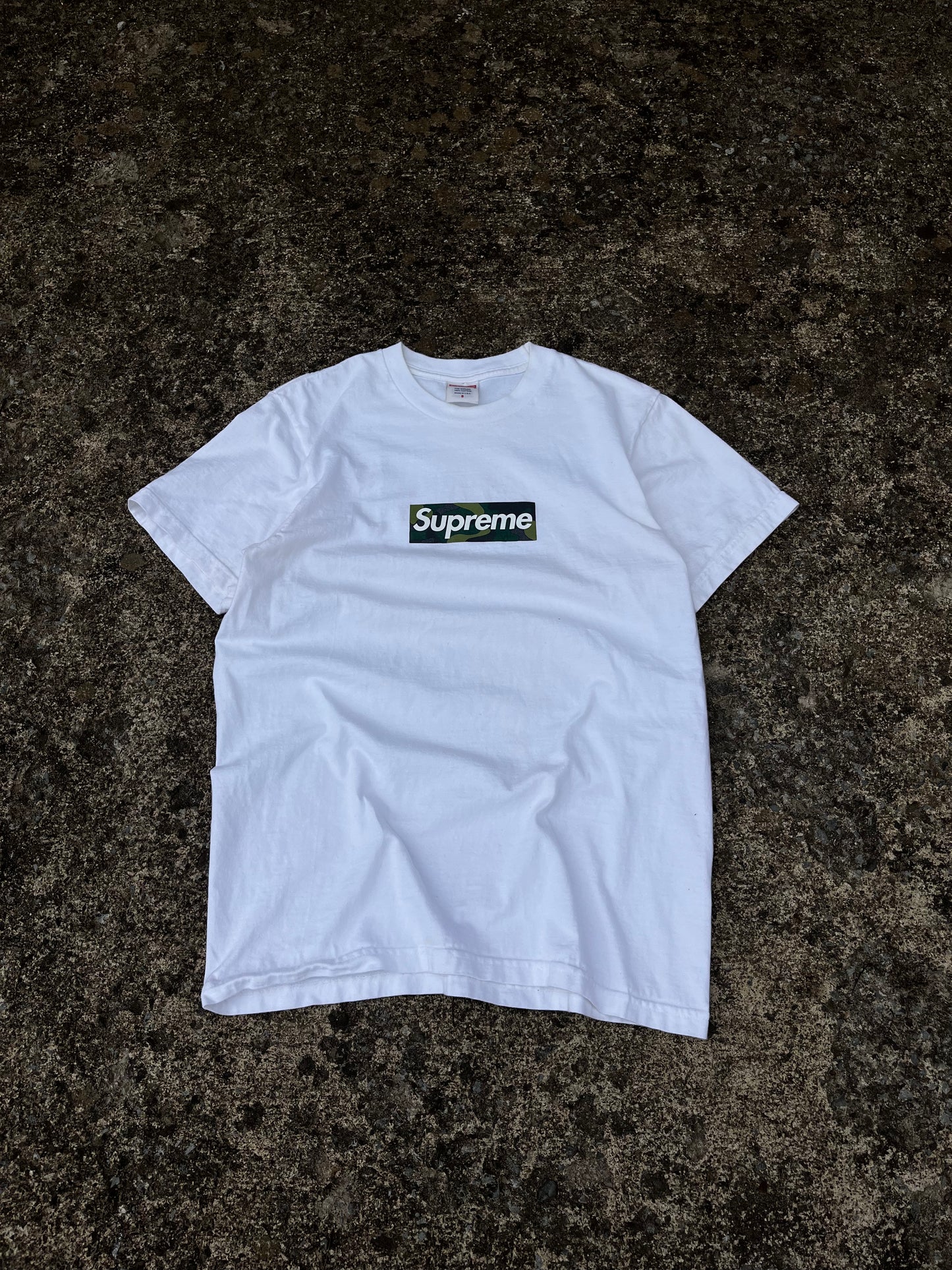 SUPREME CAMO BOX LOGO TEE (S)