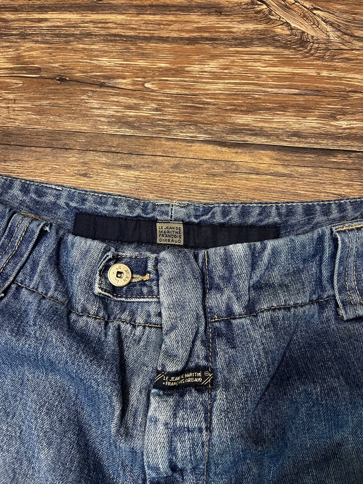 MARITHE FRANCOIS GIRBAUD STRAP SHORTS (38)