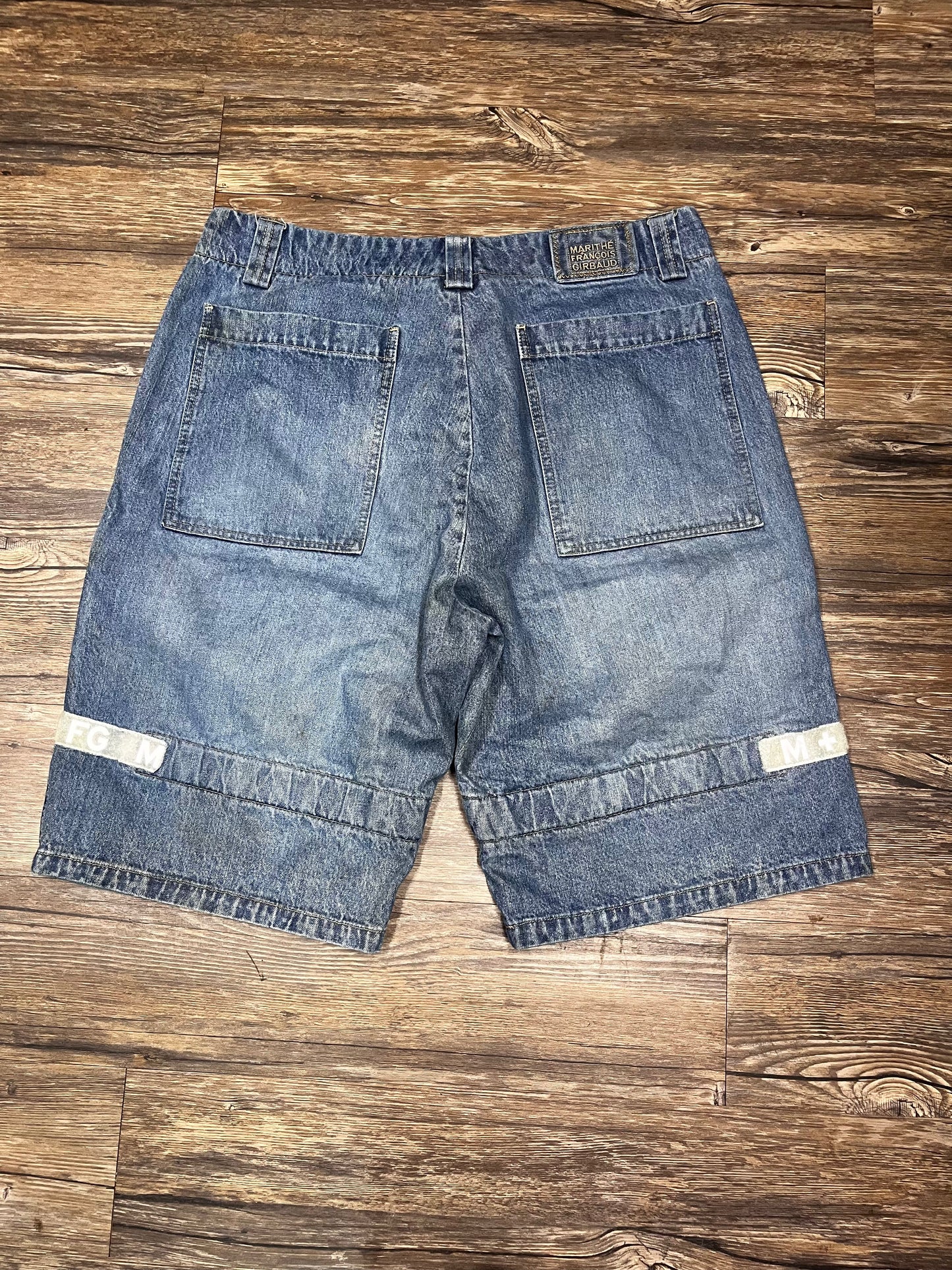 MARITHE FRANCOIS GIRBAUD STRAP SHORTS (38)