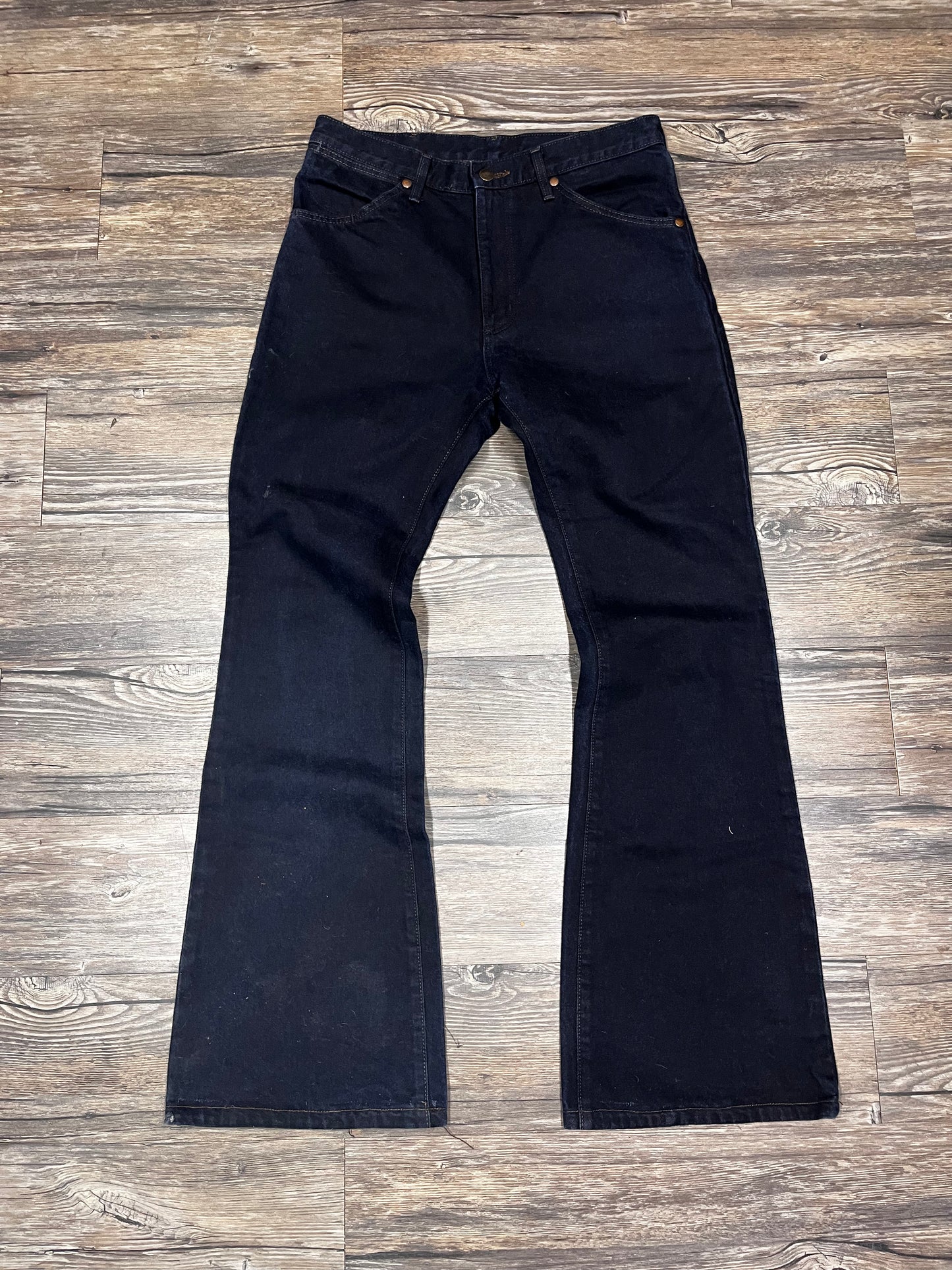 VINTAGE CUSTOM WRANGLER FLARES (32)