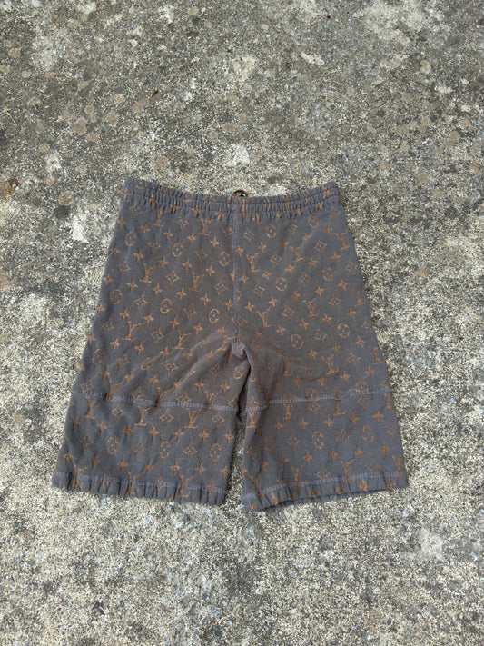 LOUIS VUITTON BROWN MONOGRAM SHORTS (MEDIUM)