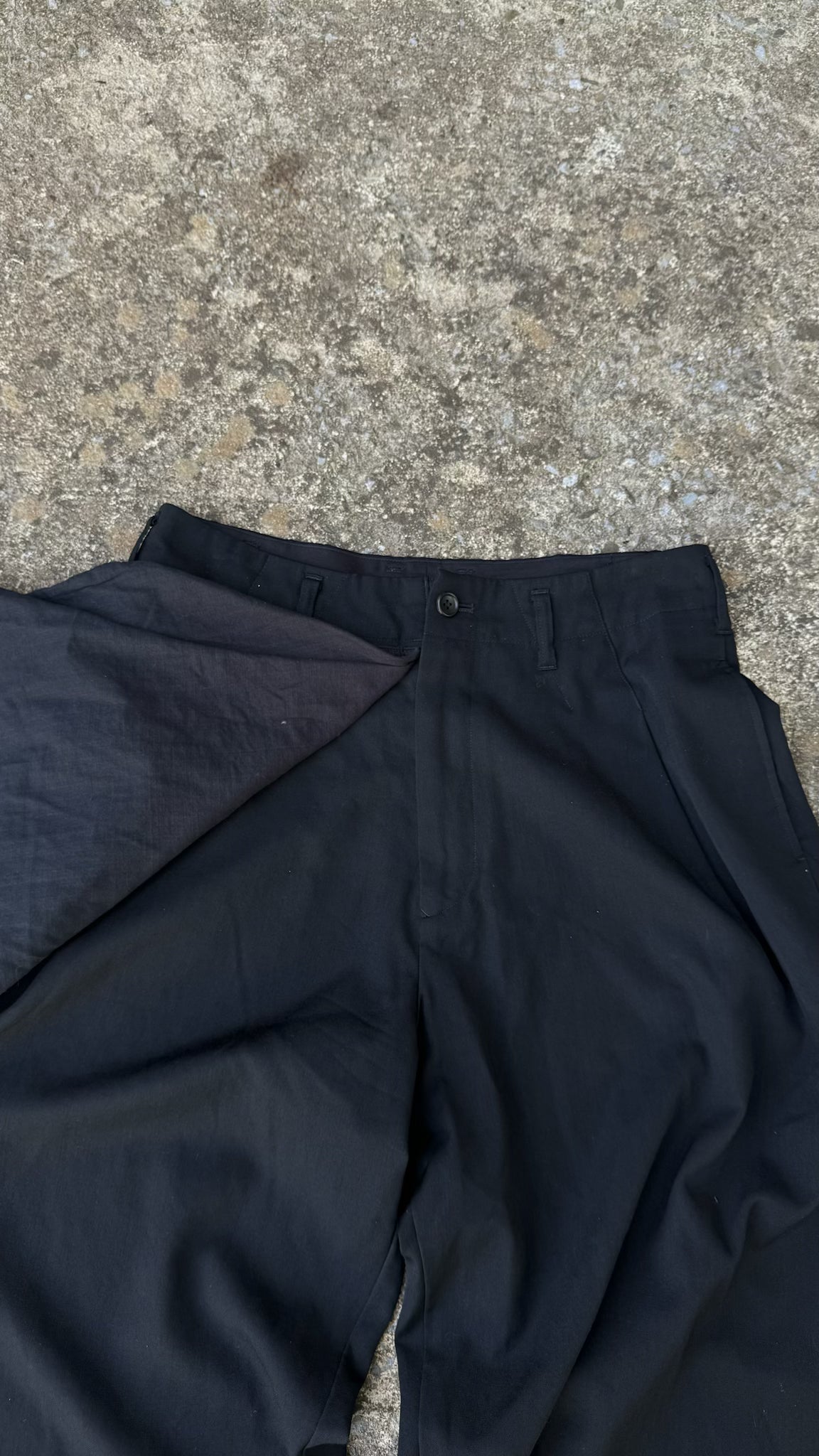 VINTAGE YOHJI YAMAMOTO LAYERED DRESS SHORTS (32)
