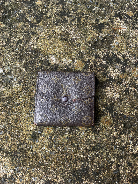 VINTAGE LOUIS VUITTON MONOGRAM WALLET