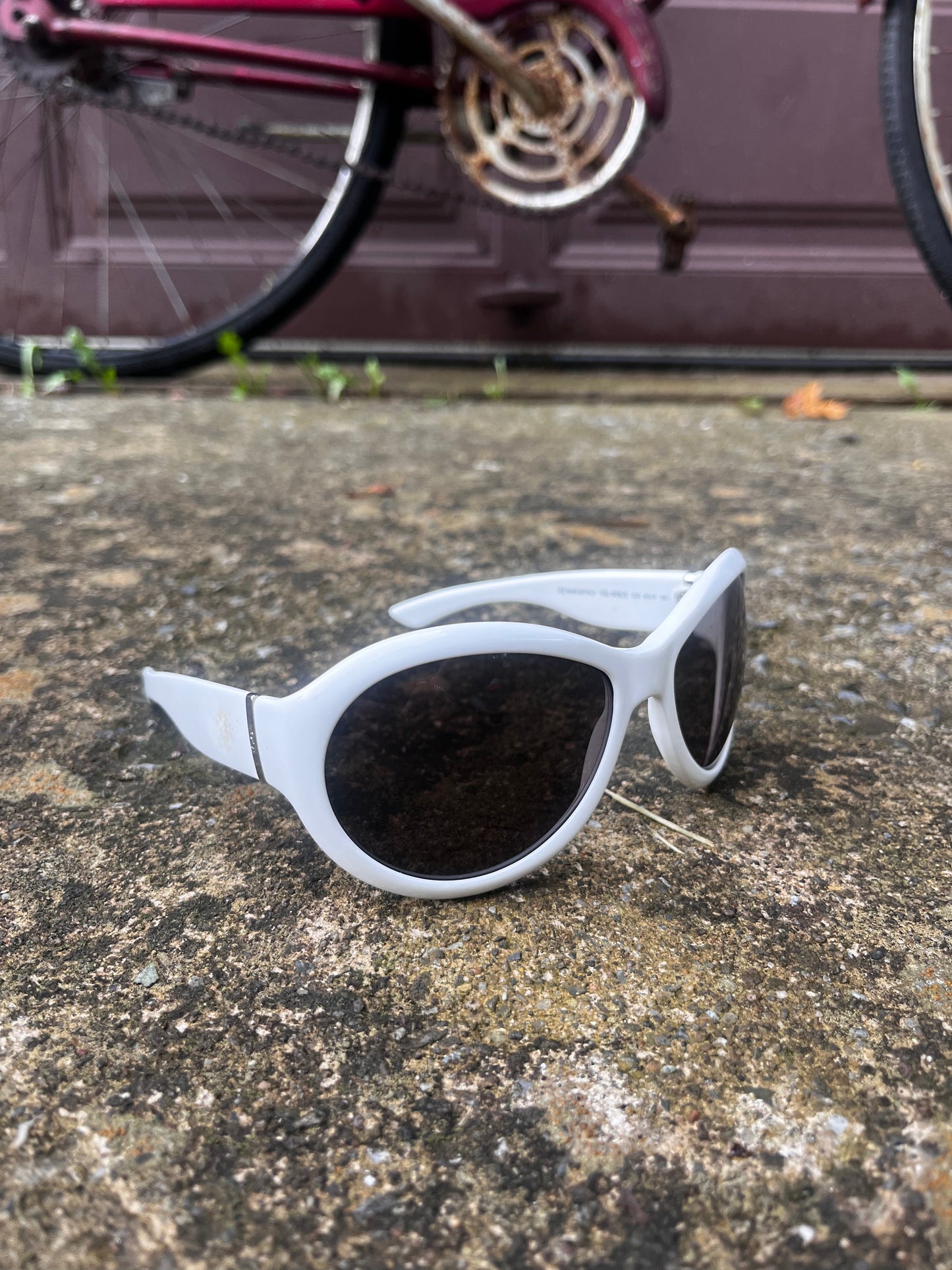 VINTAGE YVES SAINT LAURENT SUNGLASSES