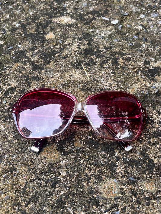 OLIVER PEOPLES RED TINTED SUNGLASSES