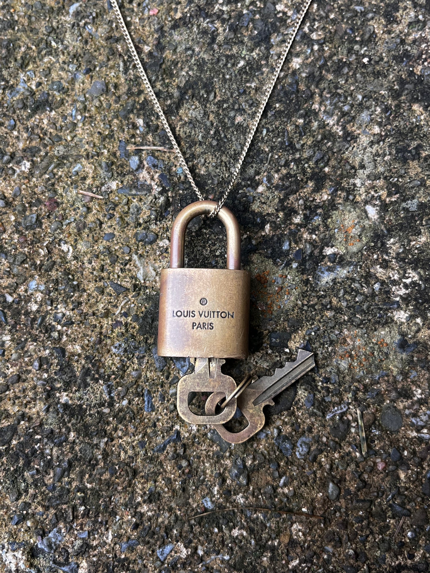 VINTAGE LOUIS VUITTON LOCK NECKLACE