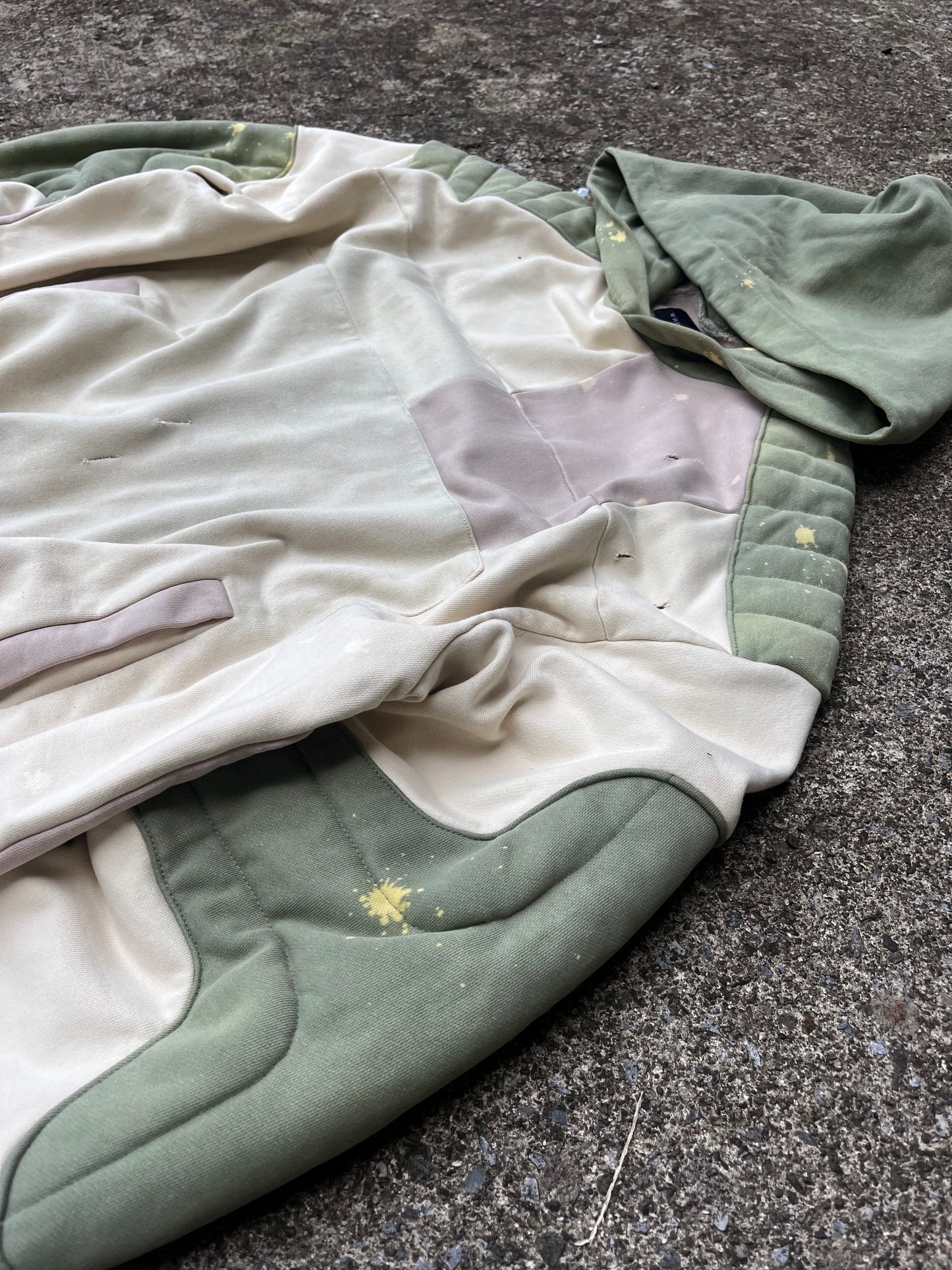 WHO DECIDES WAR PATCHWORK HOODIE (L)