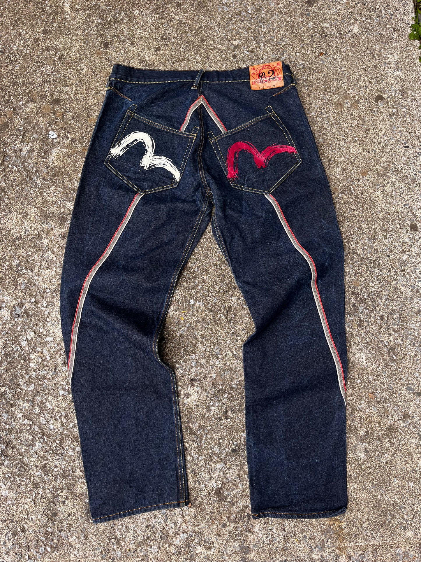 EVISU BACKSTRIPE SELVEDGE DENIM (36)